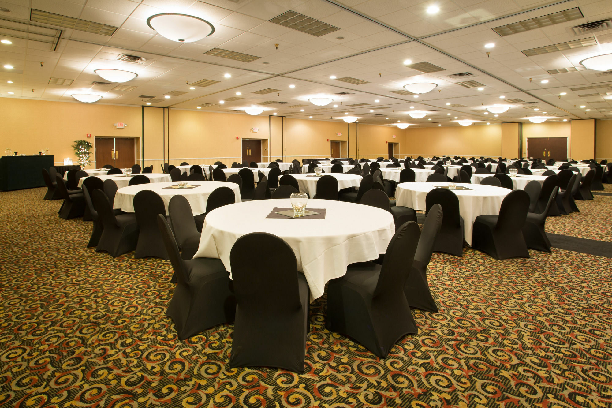 Clarion Hotel Cincinnati North Sharonville Buitenkant foto